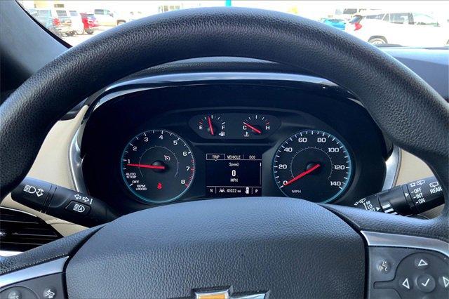 2022 Chevrolet Traverse Vehicle Photo in TOPEKA, KS 66609-0000