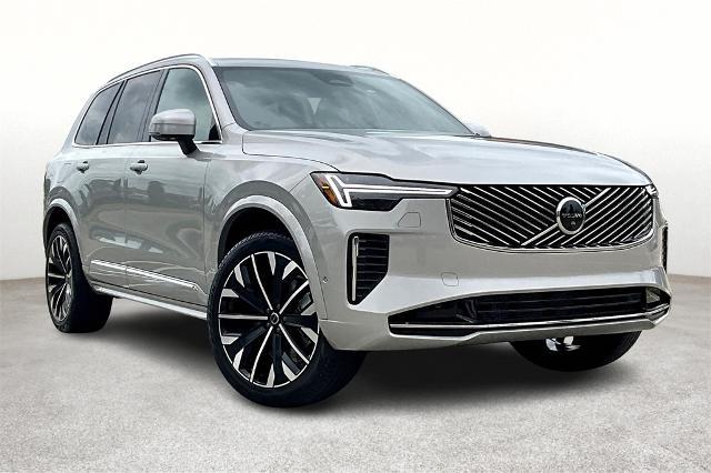 2025 Volvo XC90 Vehicle Photo in Houston, TX 77007