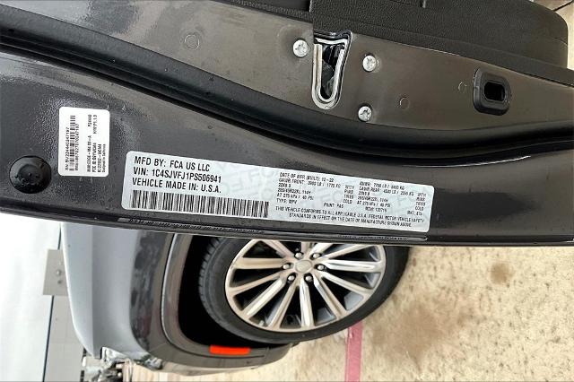 2023 Jeep Grand Wagoneer Vehicle Photo in Grapevine, TX 76051
