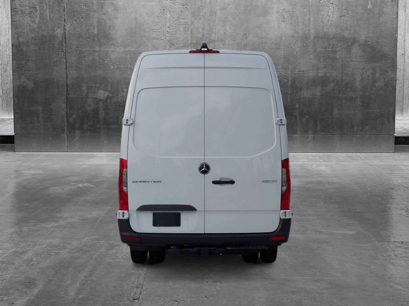 2024 Mercedes-Benz Sprinter Cargo Van Vehicle Photo in PEMBROKE PINES, FL 33024-6534