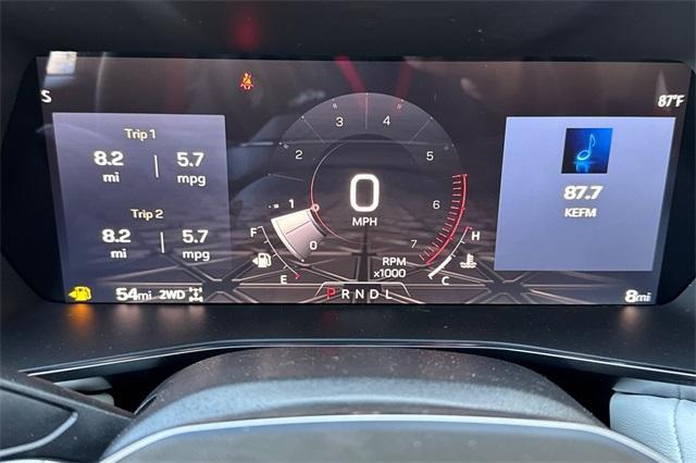2025 GMC Canyon Vehicle Photo in ELK GROVE, CA 95757-8703