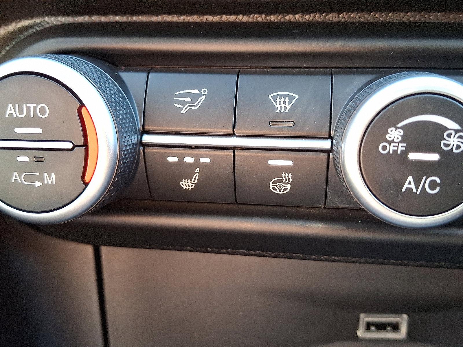 2019 Alfa Romeo Giulia Vehicle Photo in Willow Grove, PA 19090