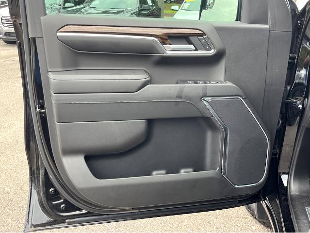 2024 GMC Sierra 1500 Vehicle Photo in BEAUFORT, SC 29906-4218