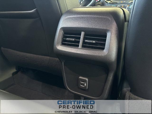 2022 Chevrolet Equinox Vehicle Photo in MANHATTAN, KS 66502-5036