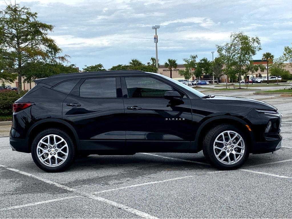 2025 Chevrolet Blazer Vehicle Photo in POOLER, GA 31322-3252