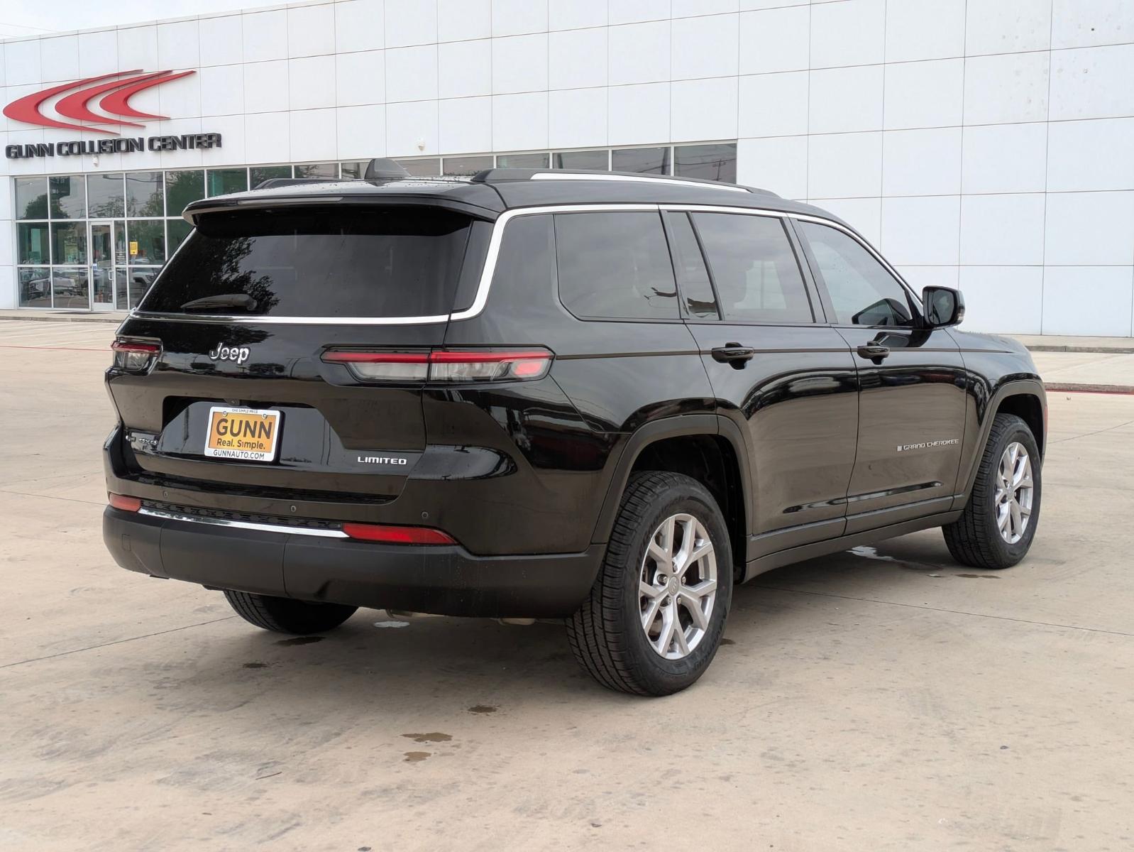 2021 Jeep Grand Cherokee L Vehicle Photo in SELMA, TX 78154-1460