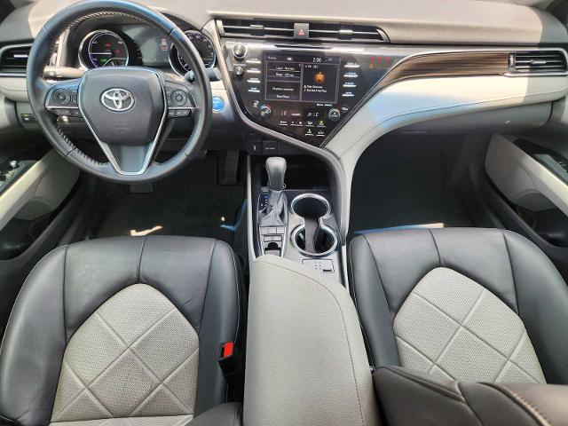 2019 Toyota Camry Vehicle Photo in DENTON, TX 76210-9321