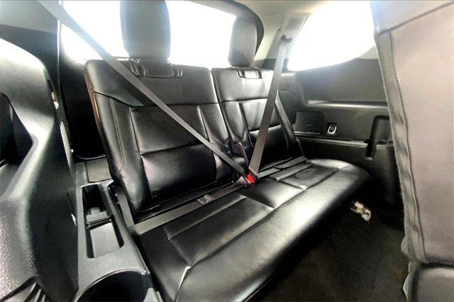 2023 Ford Explorer Vehicle Photo in TOPEKA, KS 66609-0000