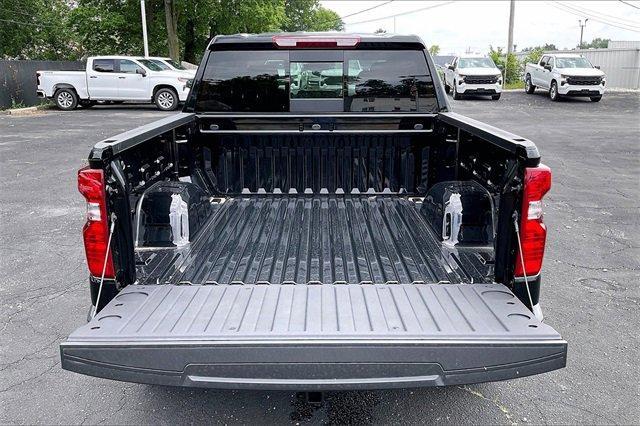 2025 Chevrolet Silverado 1500 Vehicle Photo in INDEPENDENCE, MO 64055-1314