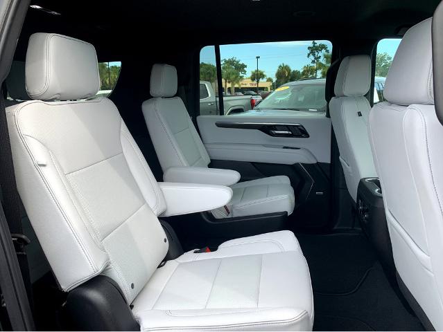 2025 Chevrolet Suburban Vehicle Photo in BEAUFORT, SC 29906-4218