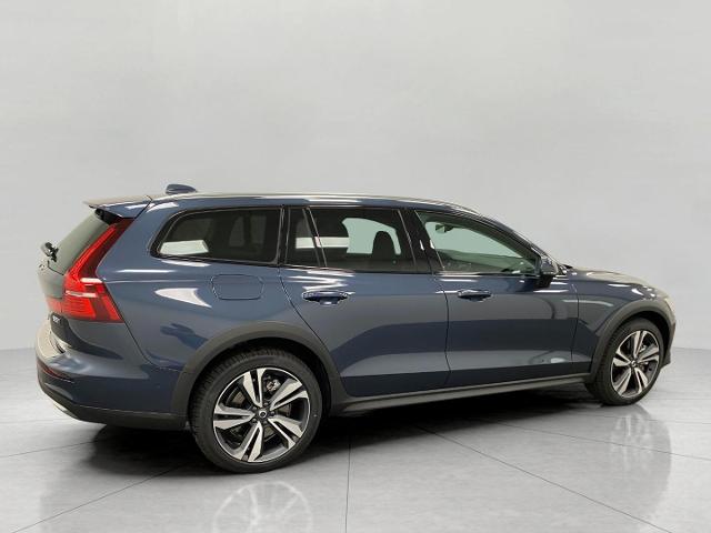 2026 Volvo V60 Cross Country Vehicle Photo in Appleton, WI 54913