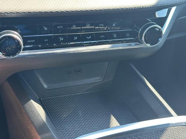 2026 Chevrolet Equinox Vehicle Photo in COLUMBIA, MO 65203-3903