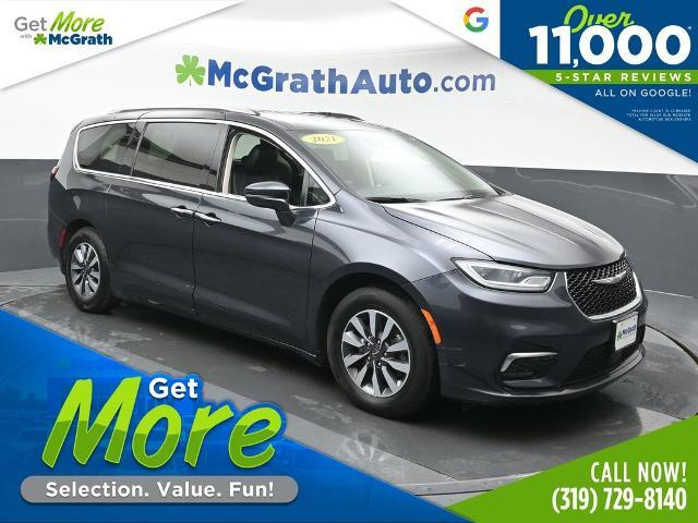 2021 Chrysler Pacifica Vehicle Photo in Cedar Rapids, IA 52402
