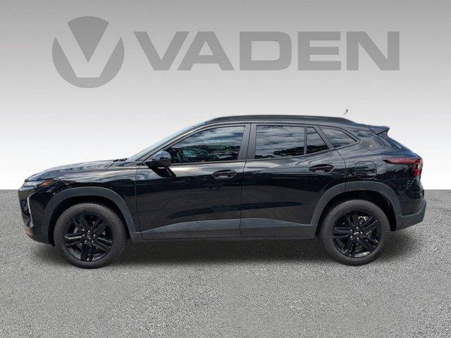 2025 Chevrolet Trax Vehicle Photo in BRUNSWICK, GA 31525-1881