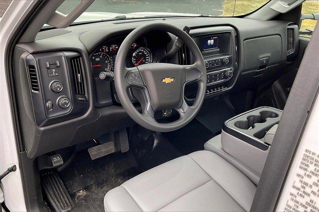2024 Chevrolet Silverado Chassis Cab Vehicle Photo in INDEPENDENCE, MO 64055-1314