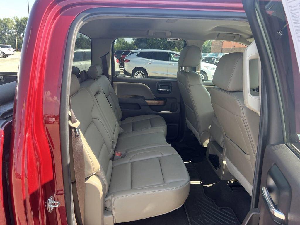 2018 Chevrolet Silverado 1500 Vehicle Photo in Marion, IA 52302