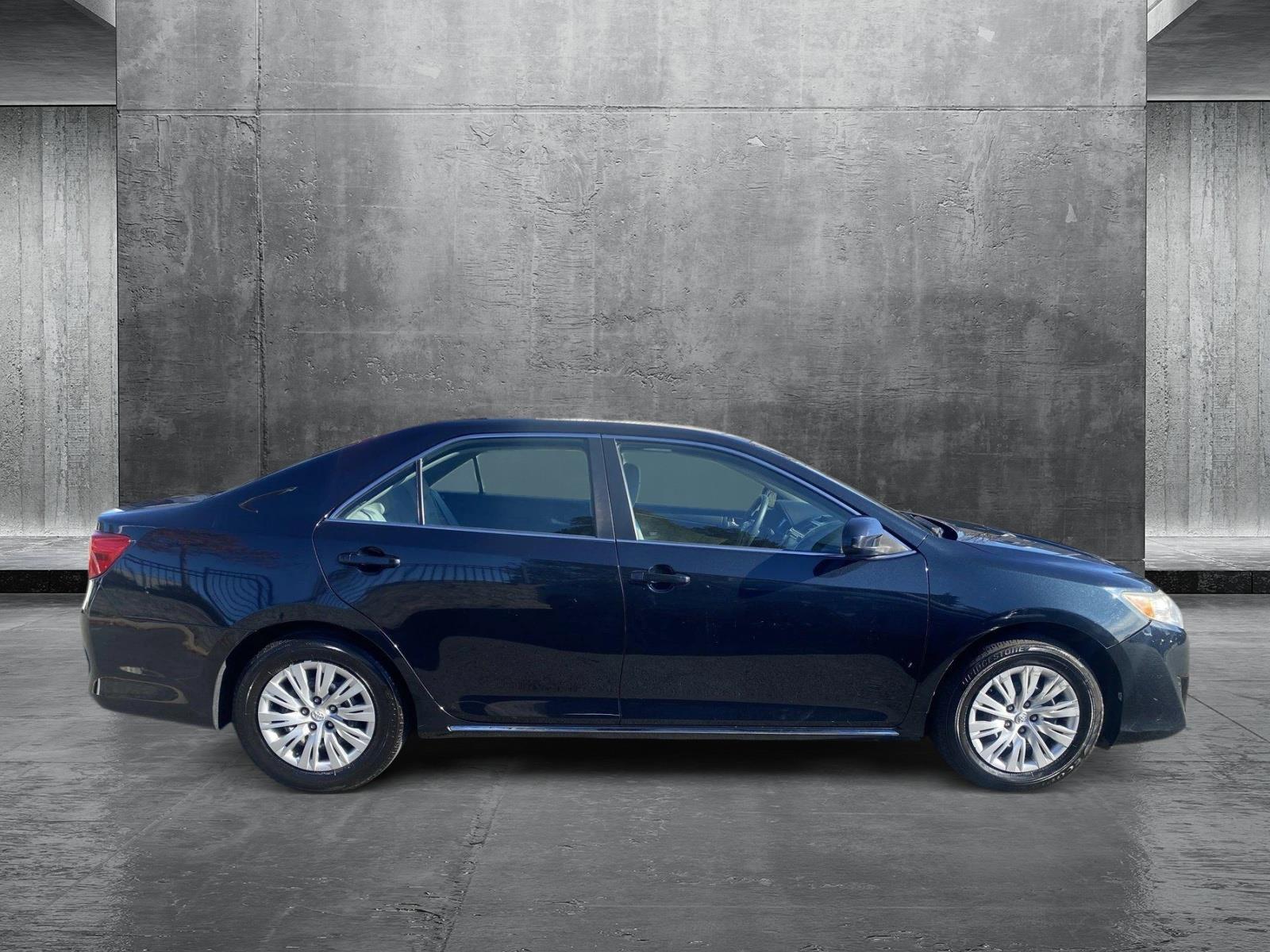 2012 Toyota Camry Vehicle Photo in TIMONIUM, MD 21093-2300