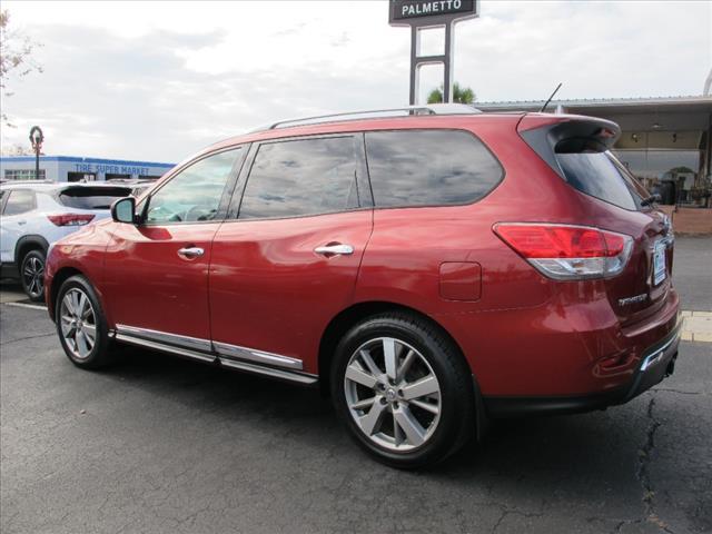 Used 2016 Nissan Pathfinder Platinum with VIN 5N1AR2MN9GC668315 for sale in Conway, SC