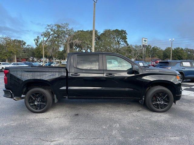 Used 2022 Chevrolet Silverado 1500 Custom with VIN 1GCPABEKXNZ627907 for sale in Inverness, FL