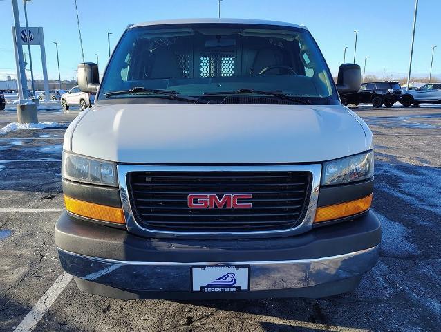 2017 GMC Savana Cargo Van Vehicle Photo in GREEN BAY, WI 54304-5303