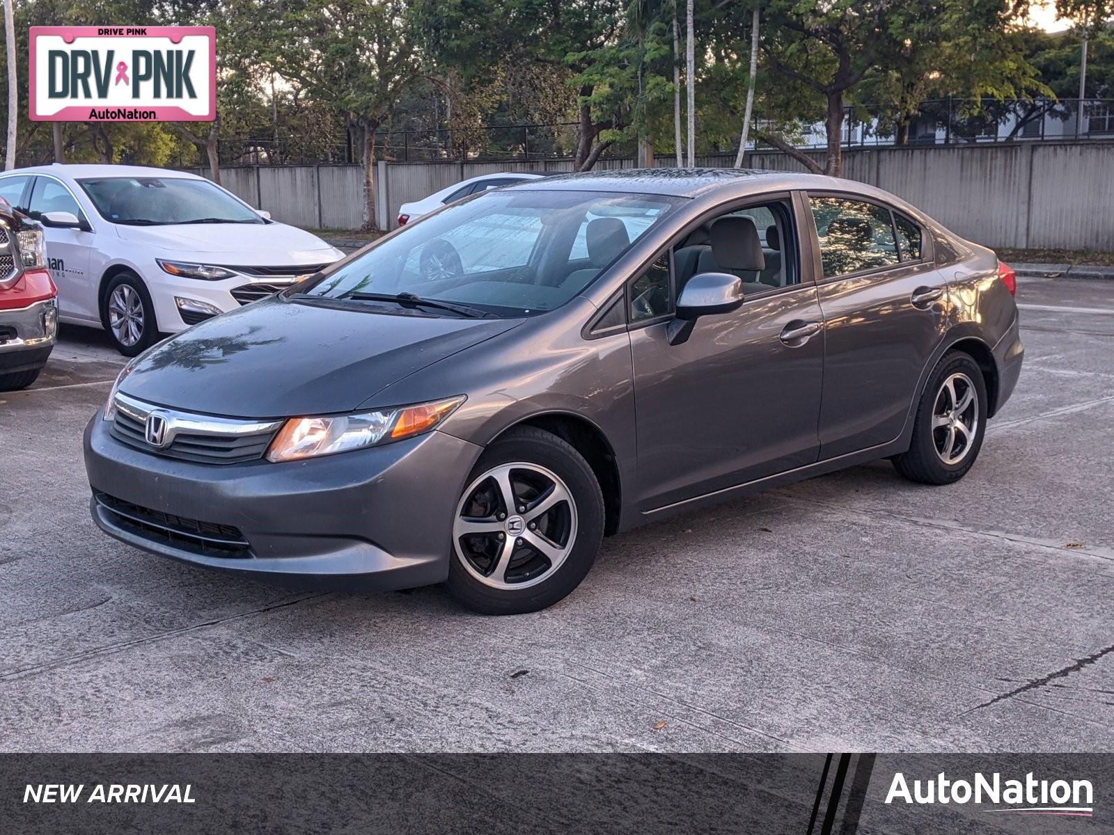 2012 Honda Civic Sdn Vehicle Photo in PEMBROKE PINES, FL 33024-6534