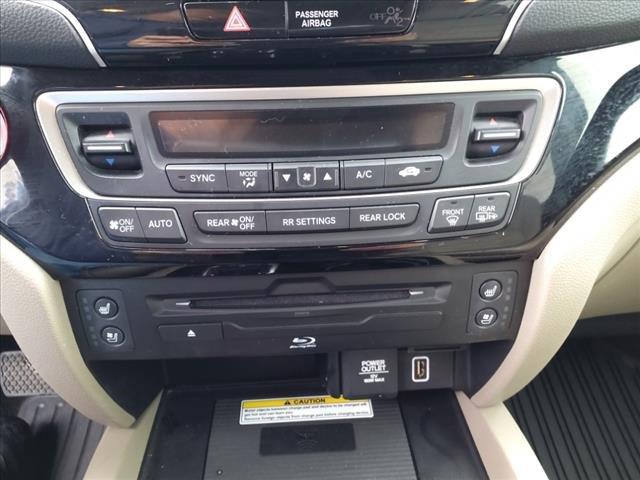 2021 Honda Pilot Vehicle Photo in HENDERSON, NC 27536-2966