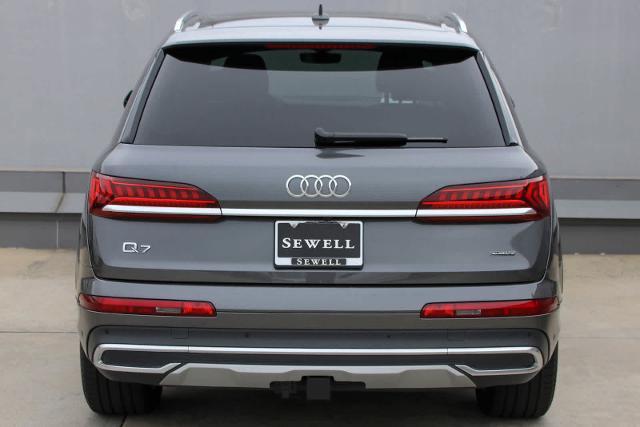 2024 Audi Q7 Vehicle Photo in SUGAR LAND, TX 77478