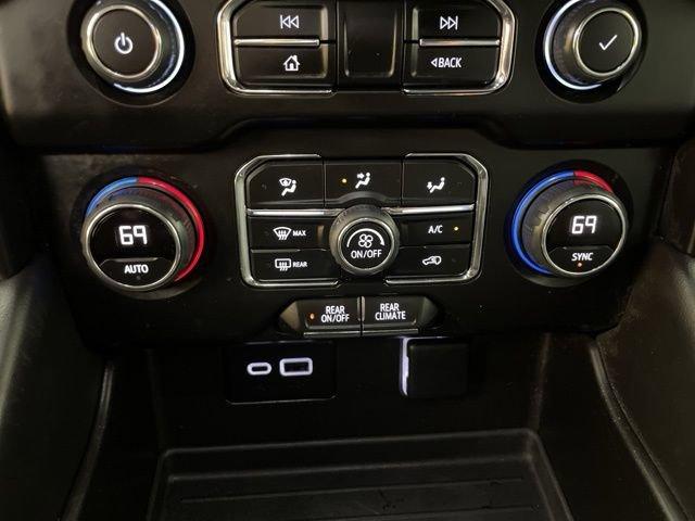 2023 Chevrolet Tahoe Vehicle Photo in PHOENIX, AZ 85014-3381