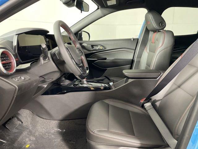 2025 Chevrolet Trax Vehicle Photo in PHOENIX, AZ 85014-3381