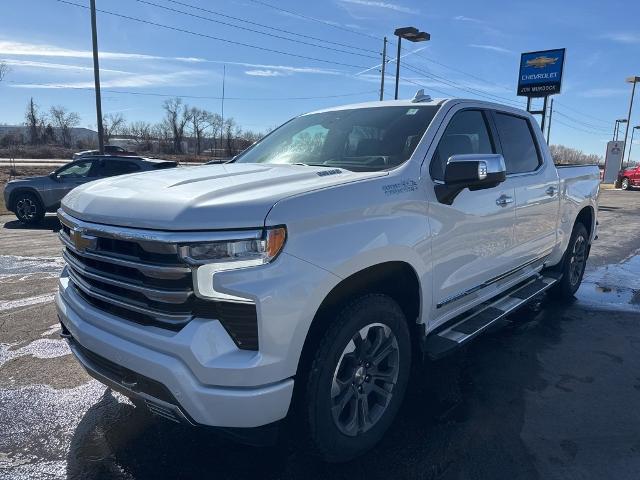 2025 Chevrolet Silverado 1500 Vehicle Photo in MANHATTAN, KS 66502-5036