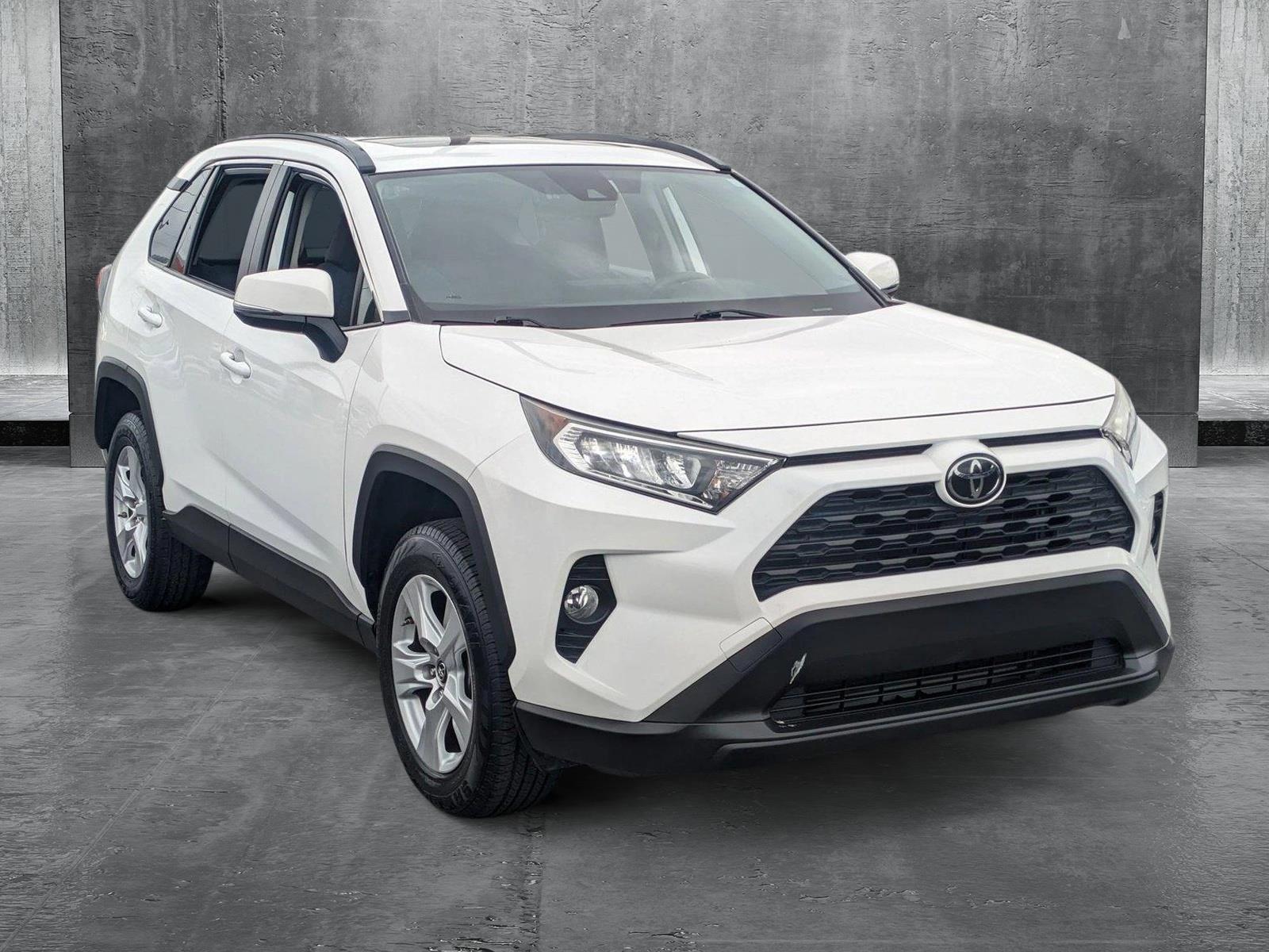 2019 Toyota RAV4 Vehicle Photo in Bradenton, FL 34207