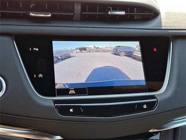 2025 Cadillac XT5 Vehicle Photo in ALLENTOWN, PA 18103-7399