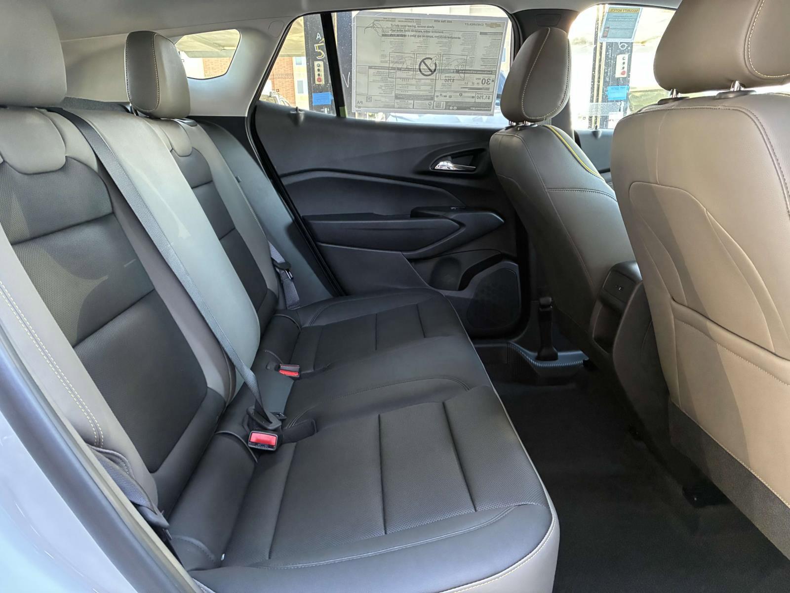 2025 Chevrolet Trax Vehicle Photo in LOS ANGELES, CA 90007-3794