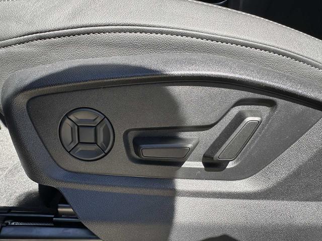 2025 Audi Q7 Vehicle Photo in HOUSTON, TX 77090