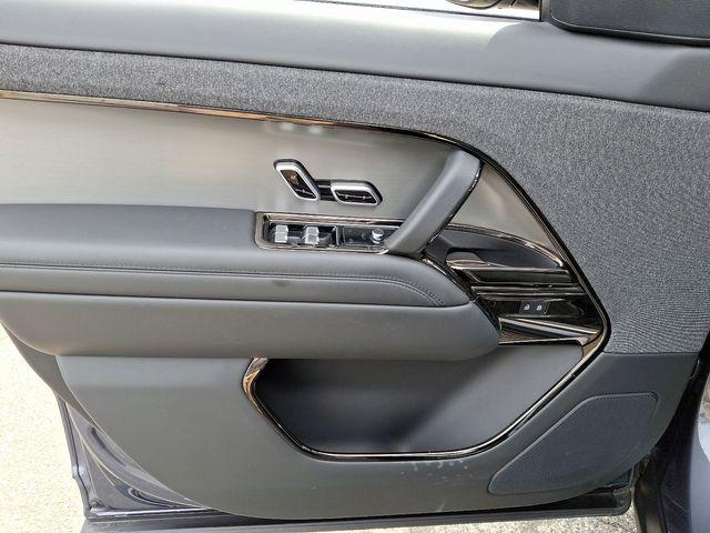 2024 Land Rover Range Rover Sport Vehicle Photo in DANBURY, CT 06810-5034