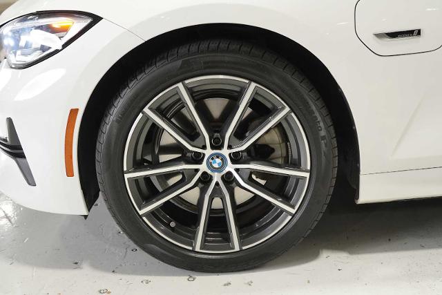 2022 BMW 330e xDrive Vehicle Photo in GRAPEVINE, TX 76051