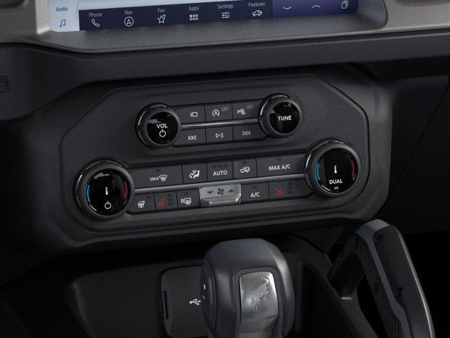 2025 Ford Bronco Vehicle Photo in Winslow, AZ 86047-2439