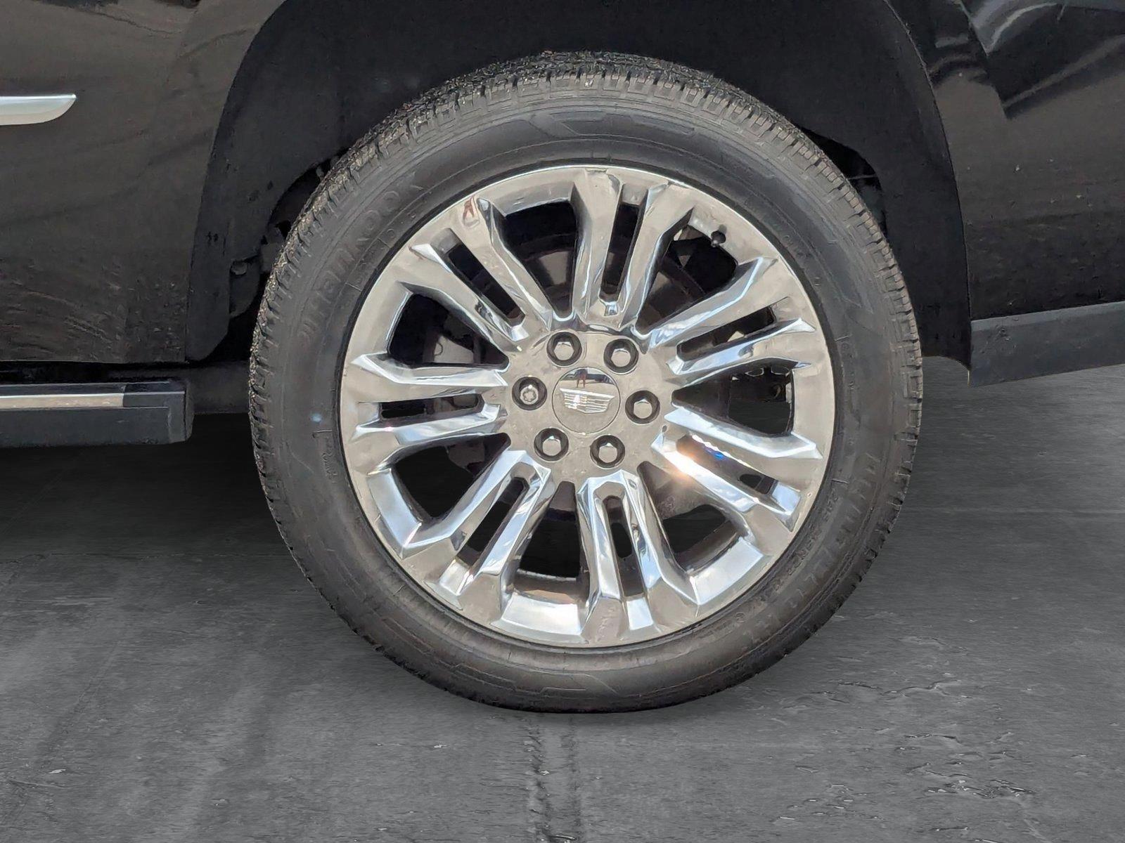 2017 Cadillac Escalade Vehicle Photo in St. Petersburg, FL 33713