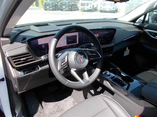 2025 Buick Envision Vehicle Photo in LOWELL, MA 01852-4336