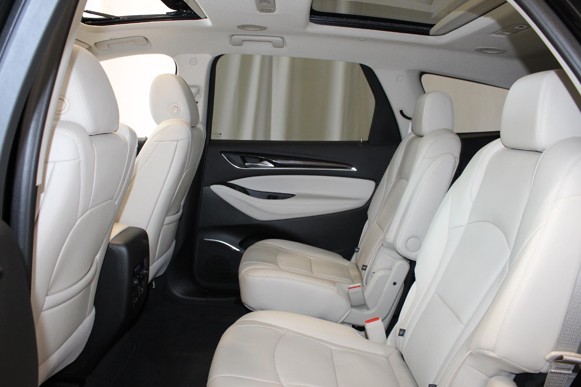 2022 Buick Enclave Vehicle Photo in NORTHAMPTON, MA 01060-1120