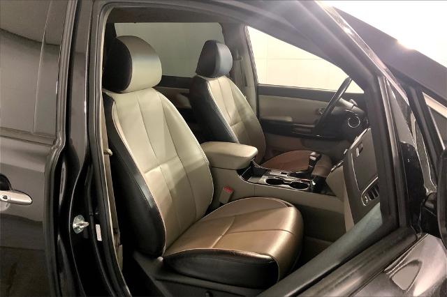 2021 Kia Sedona Vehicle Photo in Lees Summit, MO 64086