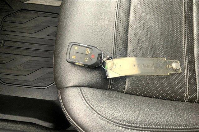2021 GMC Sierra 1500 Vehicle Photo in KANSAS CITY, MO 64114-4545