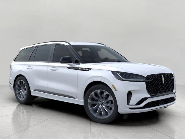 2025 Lincoln Aviator Vehicle Photo in Neenah, WI 54956