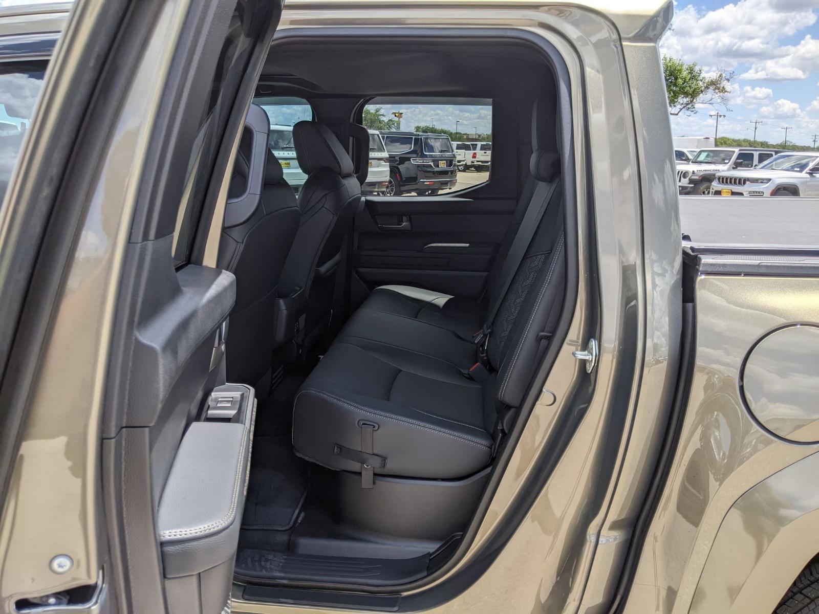 2024 Toyota Tacoma 4WD Vehicle Photo in Seguin, TX 78155