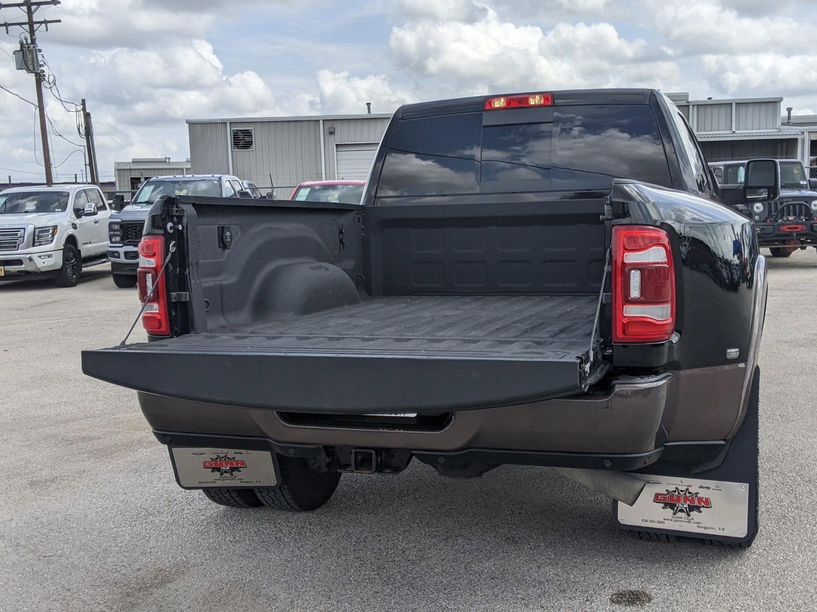 2024 Ram 3500 Vehicle Photo in Seguin, TX 78155