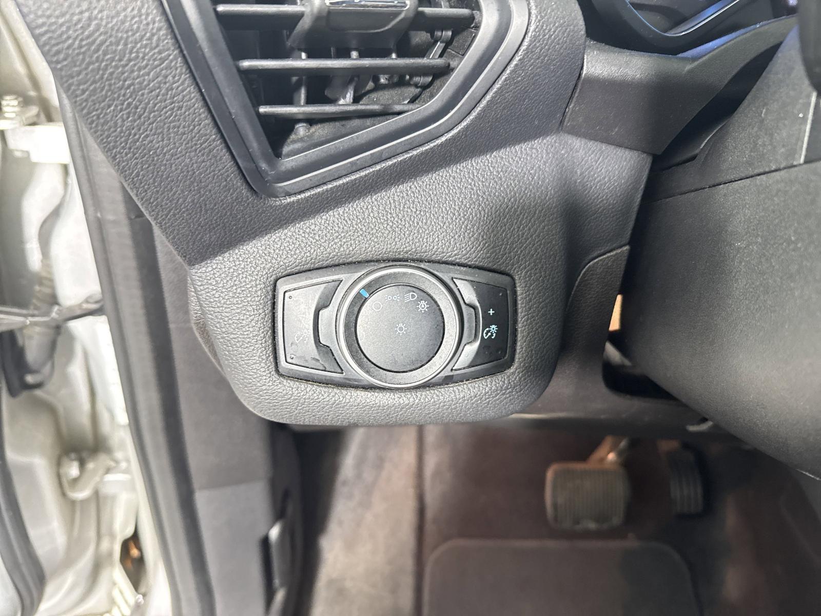 2015 Ford C-Max Hybrid Vehicle Photo in GEORGETOWN, TX 78626-7508