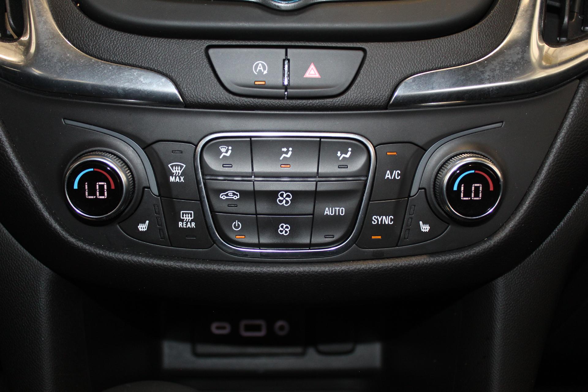 2022 Chevrolet Equinox Vehicle Photo in NORTHAMPTON, MA 01060-1120