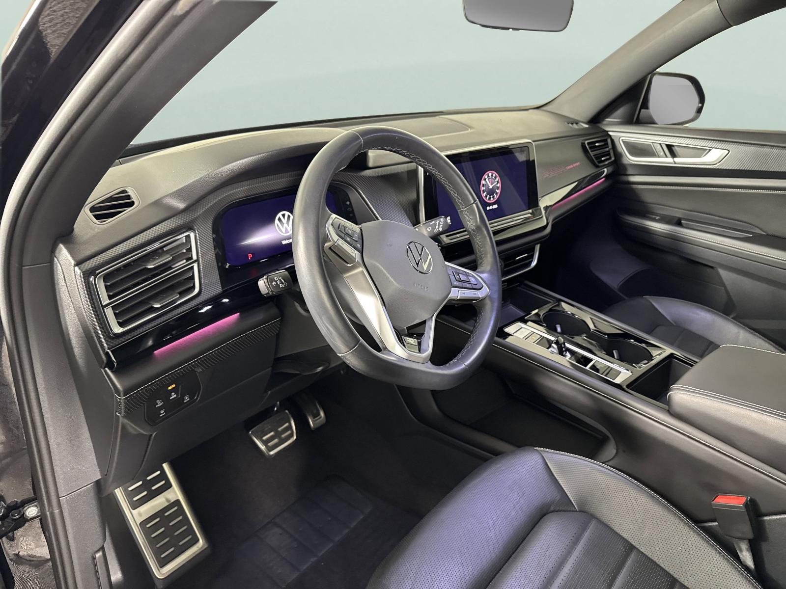 2024 Volkswagen Atlas Cross Sport Vehicle Photo in Georgetown, TX 78626