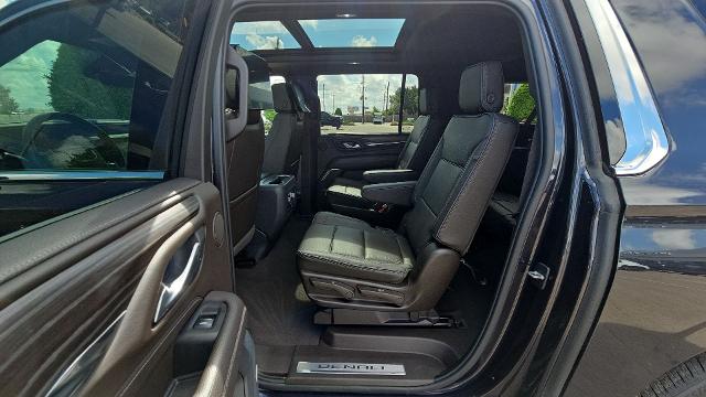 2024 GMC Yukon XL Vehicle Photo in BENTONVILLE, AR 72712-4322
