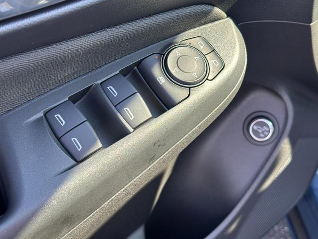 2025 Buick Envista Vehicle Photo in COLUMBIA, MO 65203-3903